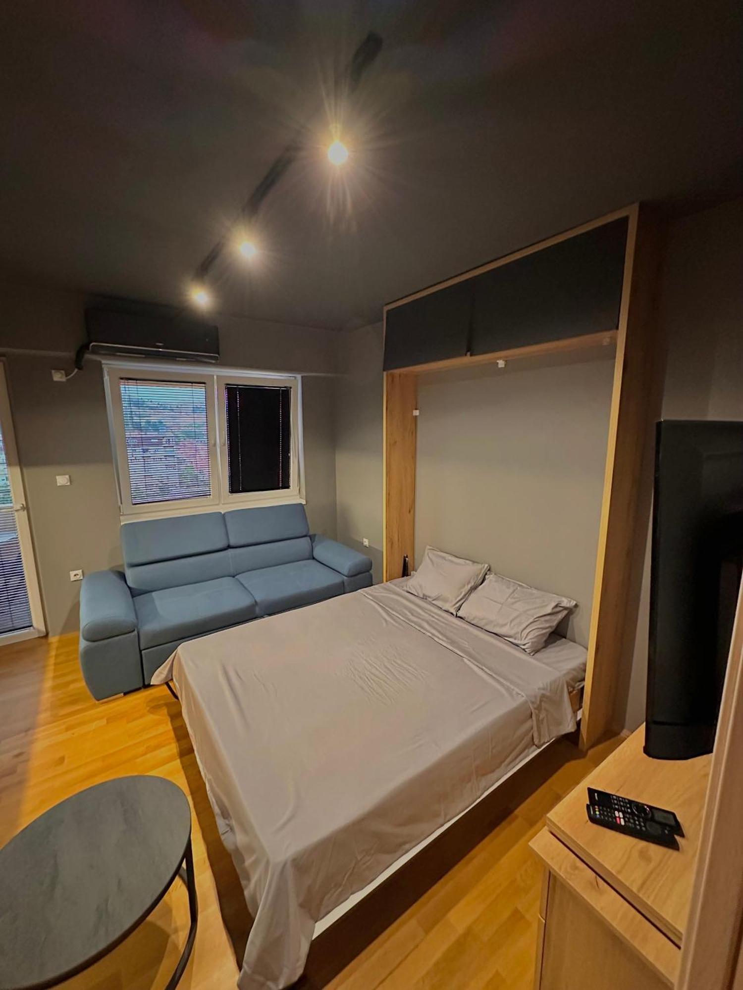 Ambe Apartments บิโตลา ภายนอก รูปภาพ