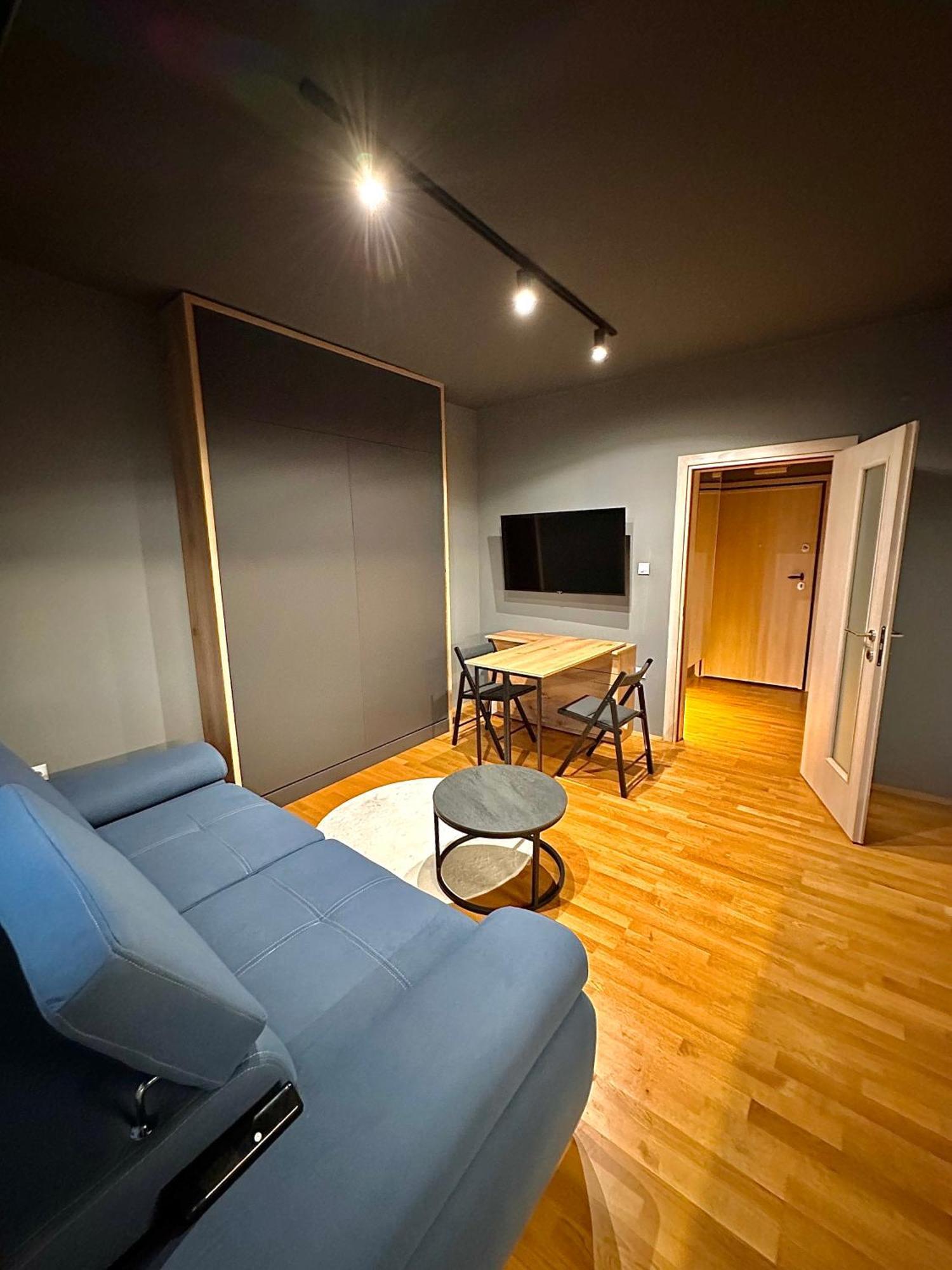 Ambe Apartments บิโตลา ภายนอก รูปภาพ
