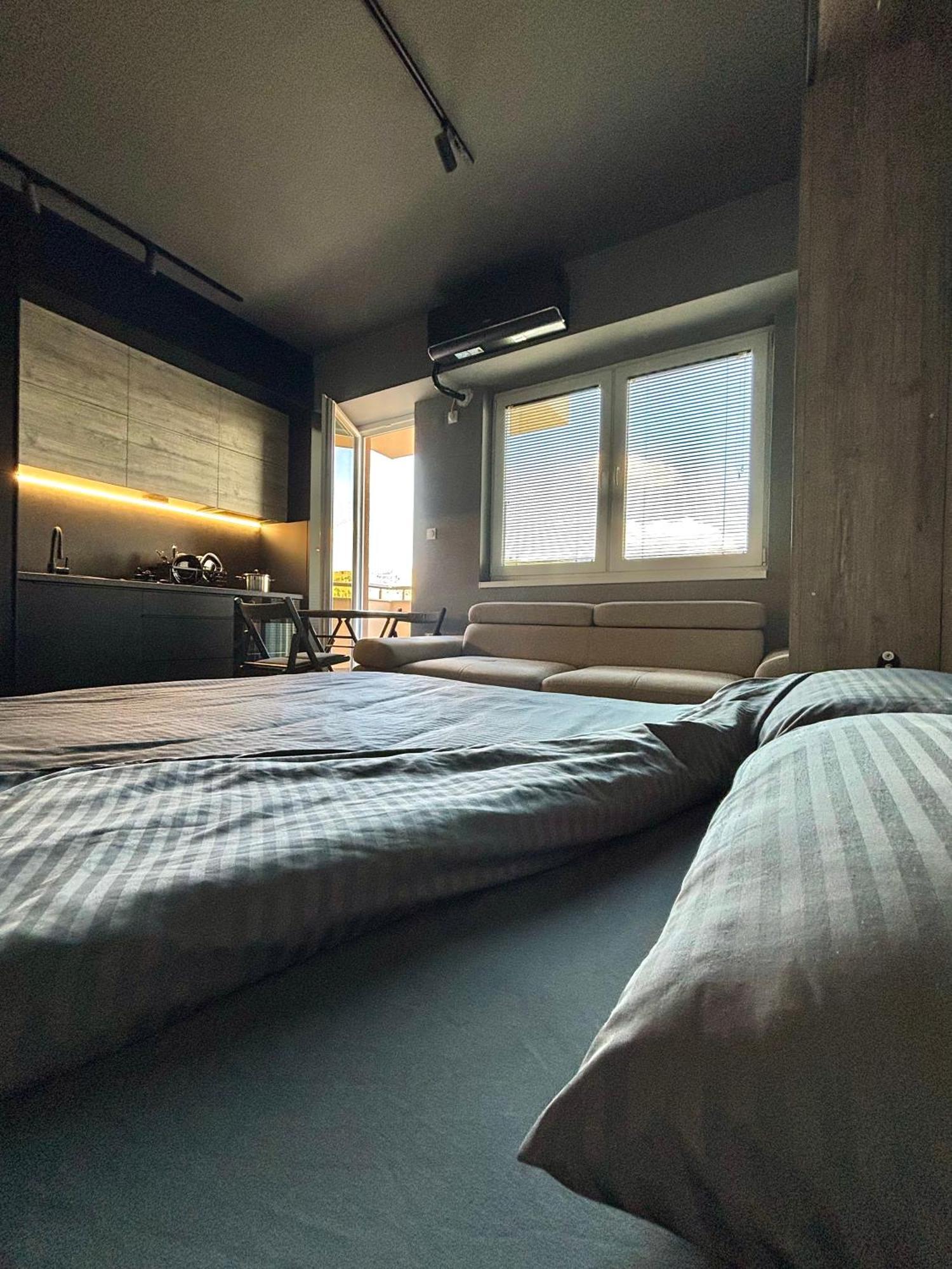 Ambe Apartments บิโตลา ภายนอก รูปภาพ